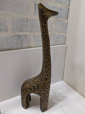 Sagebrook Home Bronze Aluminum Modern Sculpture of Giraffe - Like New